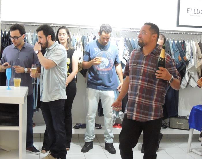 Inaugurada reforma e novo designer da loja Mãozinha Grifes e Marcas - Imagem 101