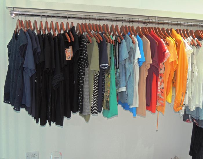 Inaugurada reforma e novo designer da loja Mãozinha Grifes e Marcas - Imagem 14