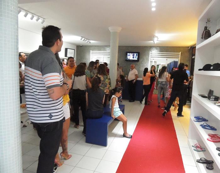 Inaugurada reforma e novo designer da loja Mãozinha Grifes e Marcas - Imagem 141