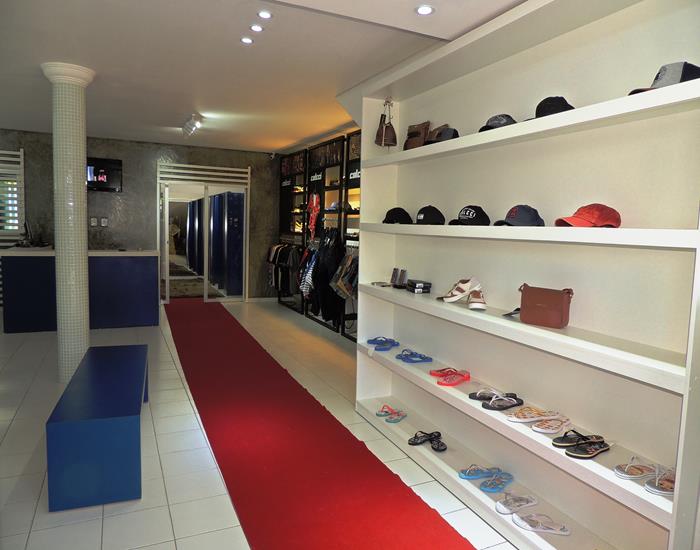 Inaugurada reforma e novo designer da loja Mãozinha Grifes e Marcas - Imagem 17