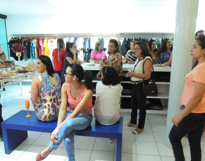 Inaugurada reforma e novo designer da loja Mãozinha Grifes e Marcas - Imagem 109