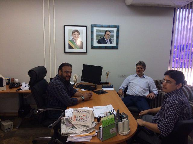 Prefeito Valmir Barbosa visita Secretaria de Meio Ambiente - Imagem 4