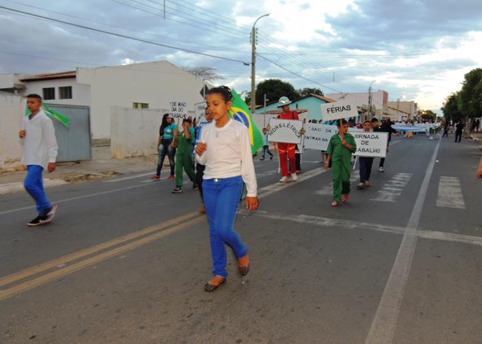 Desfile do 7 de Setembro destaca a história do Brasil  - Imagem 190