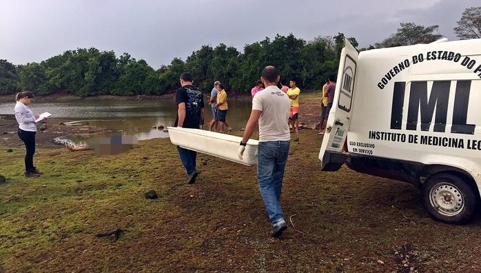 Corpo foi removido pelo IML de Parnaíba.  (Crédito: Kairo Amaral)