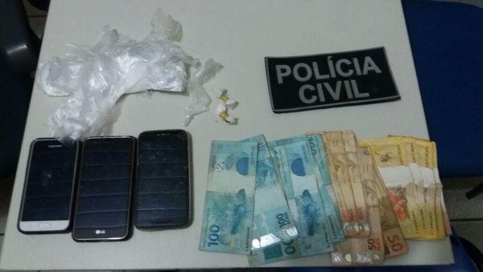 Material que estava com Marlôncio (Crédito: Polícia Civil)
