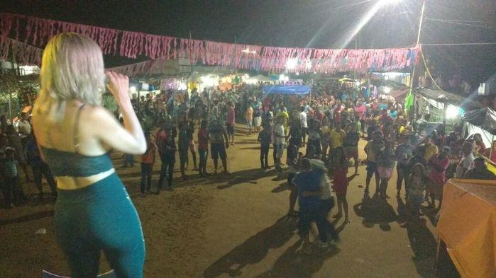 Forró Charmoso animou o primeiro dia da folia (Crédito: Aristeu Carvalho)