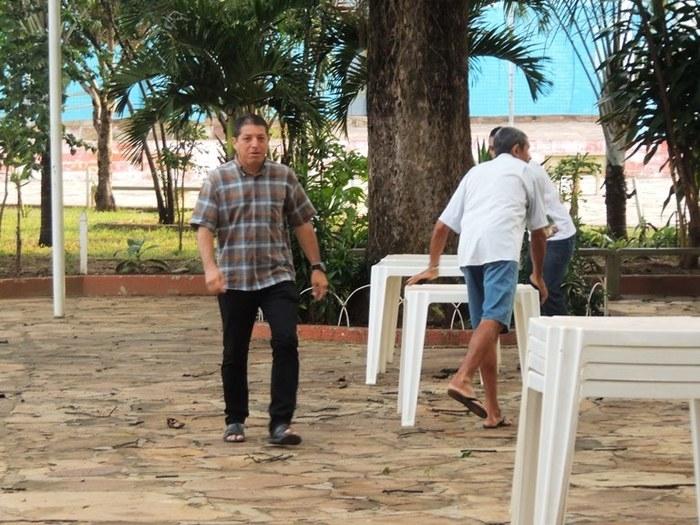 Ele chegou foi cedo  (Crédito: Edinardo Pinto )