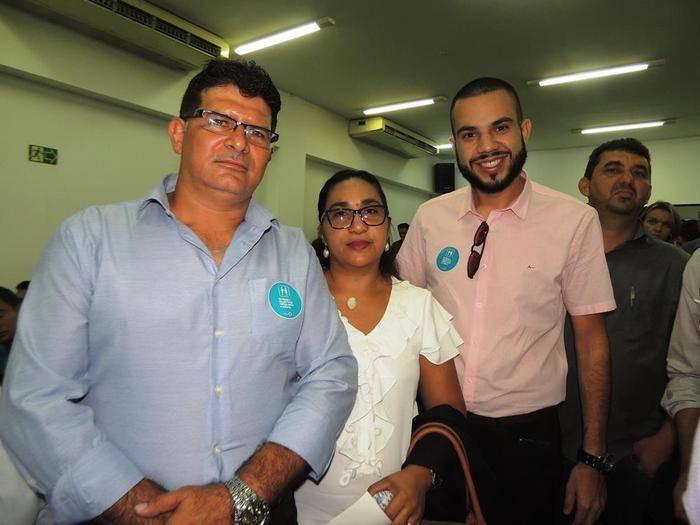 Ednaldo Gomes, Professora Ana Jaira e Arthur Hens (Crédito: Edinardo Pinto )