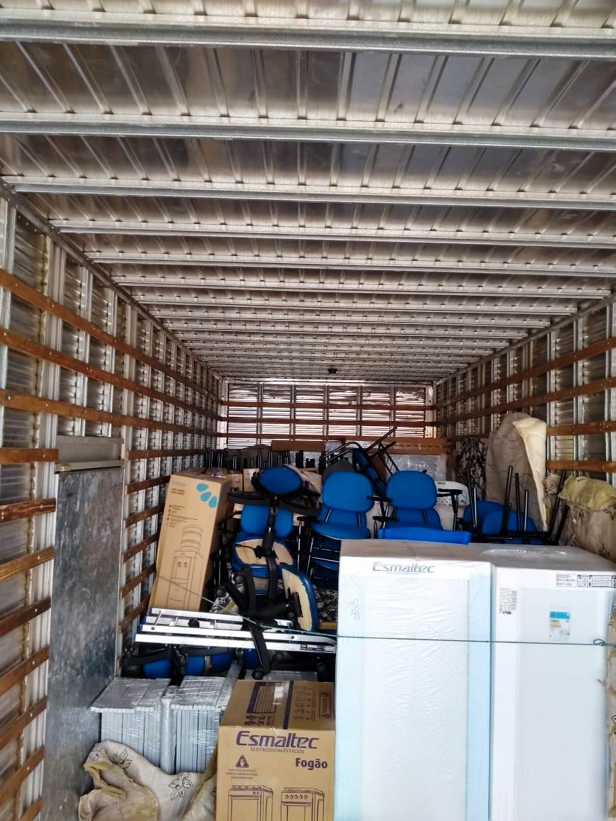 Prefeitura compra móveis, equipamentos, eletrônicos e material didático para todo setor social  - Imagem 4