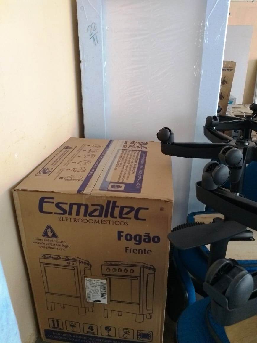 Prefeitura compra móveis, equipamentos, eletrônicos e material didático para todo setor social  - Imagem 9