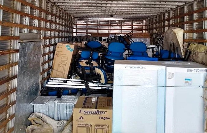 Prefeitura compra móveis, equipamentos, eletrônicos e material didático para todo setor social 