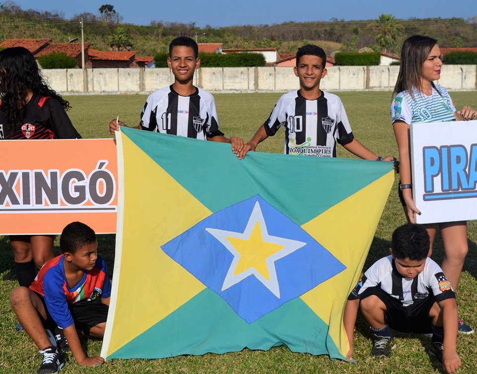 Secretaria de esportes de Joaquim Pires realiza abertura do IV Regional de Futebol - Imagem 9