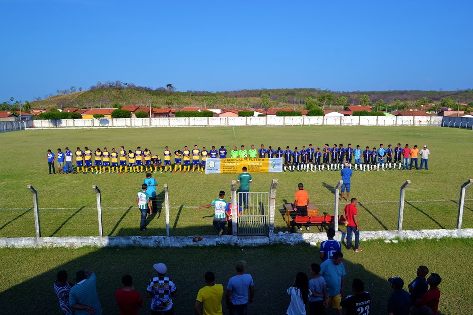 Secretaria de esportes de Joaquim Pires realiza abertura do IV Regional de Futebol - Imagem 25