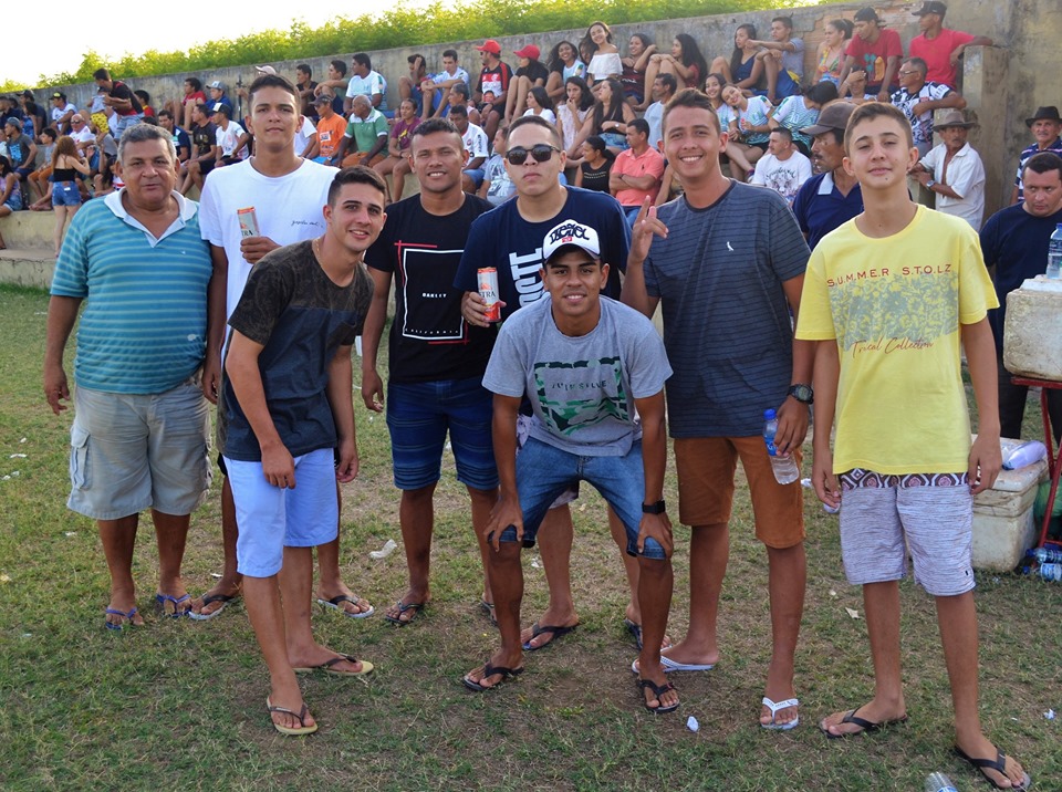Secretaria de esportes de Joaquim Pires realiza abertura do IV Regional de Futebol - Imagem 43