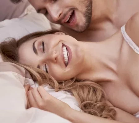 Noites quentes! Oito razões médicas para fazer sexo todos os dias