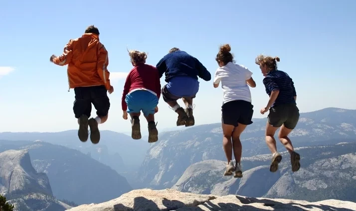 Veja o que cada signo do zodíaco esconde quando tá sozinho - imagem 7642