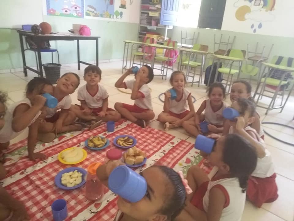 Educação municipal de Santo Inácio realiza semana da criança com muitas brincadeiras  - Imagem 17