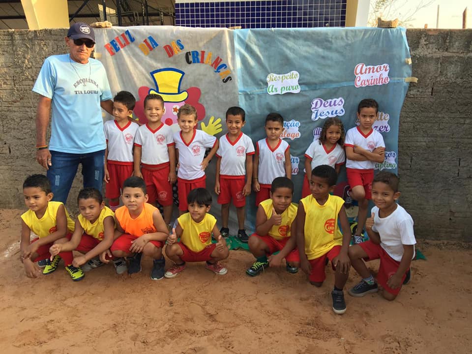 Educação municipal de Santo Inácio realiza semana da criança com muitas brincadeiras  - Imagem 12