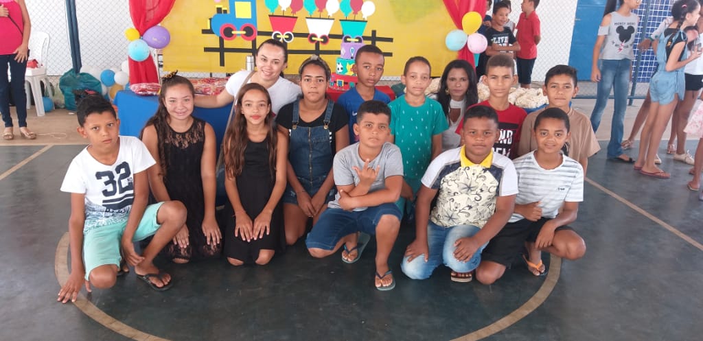 Educação municipal de Santo Inácio realiza semana da criança com muitas brincadeiras  - Imagem 24