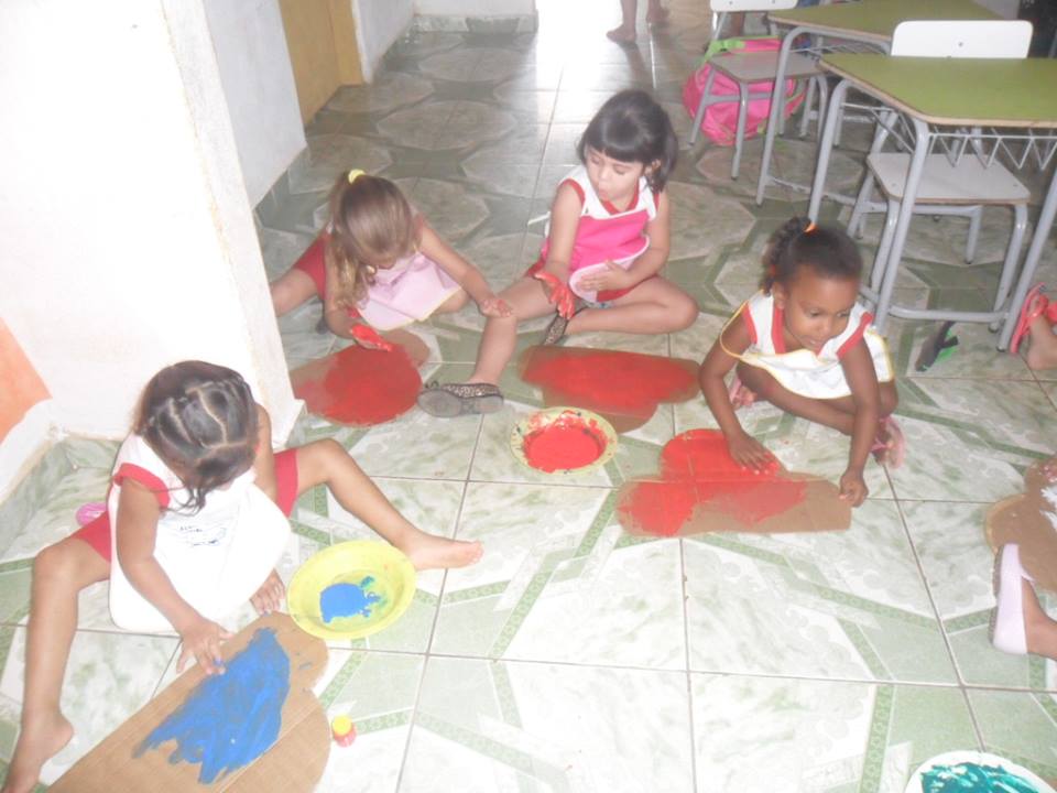 Educação municipal de Santo Inácio realiza semana da criança com muitas brincadeiras  - Imagem 4