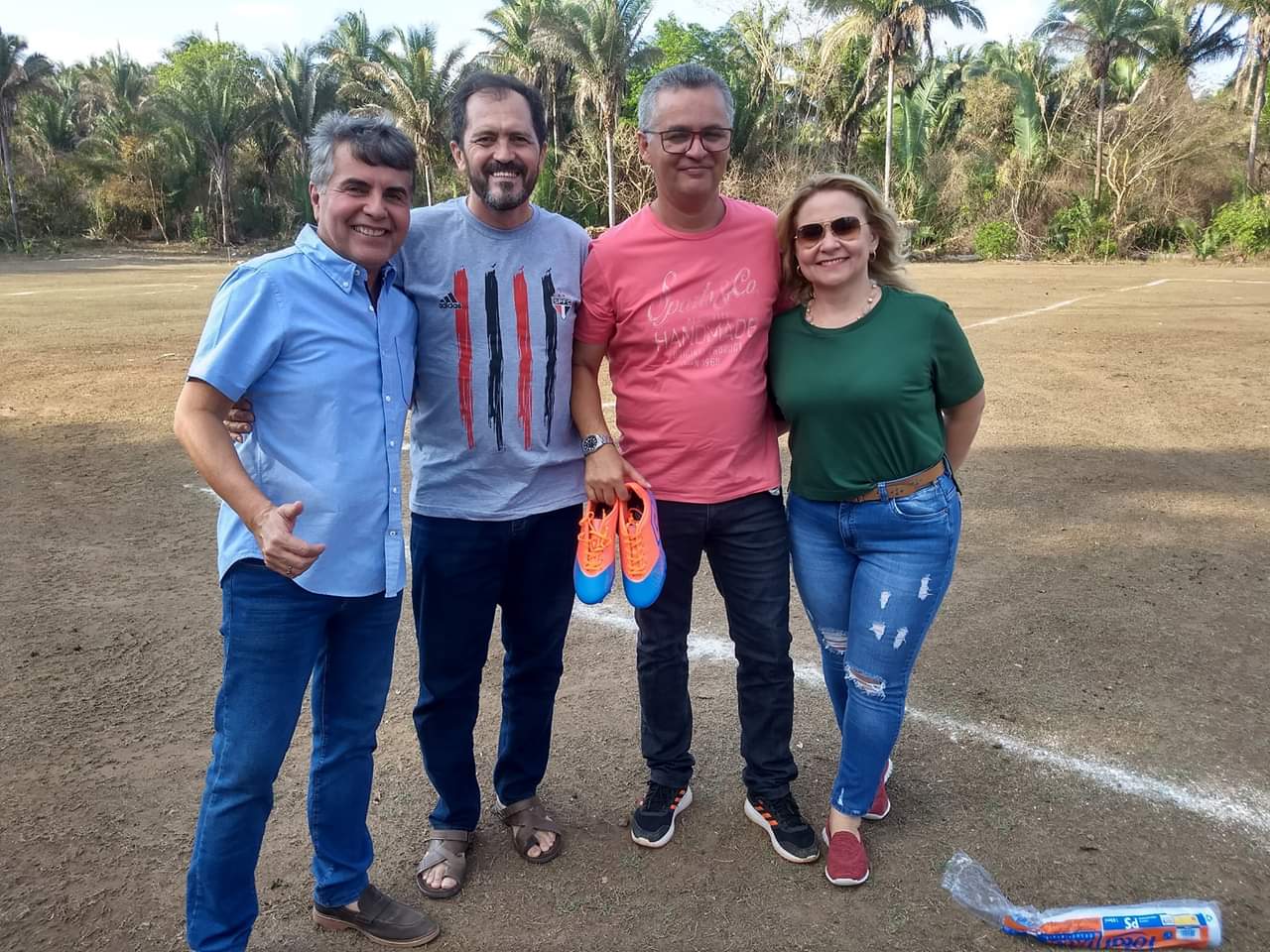 Prefeito João Luiz passa o feriado entregando serviços e participando de eventos  - Imagem 46