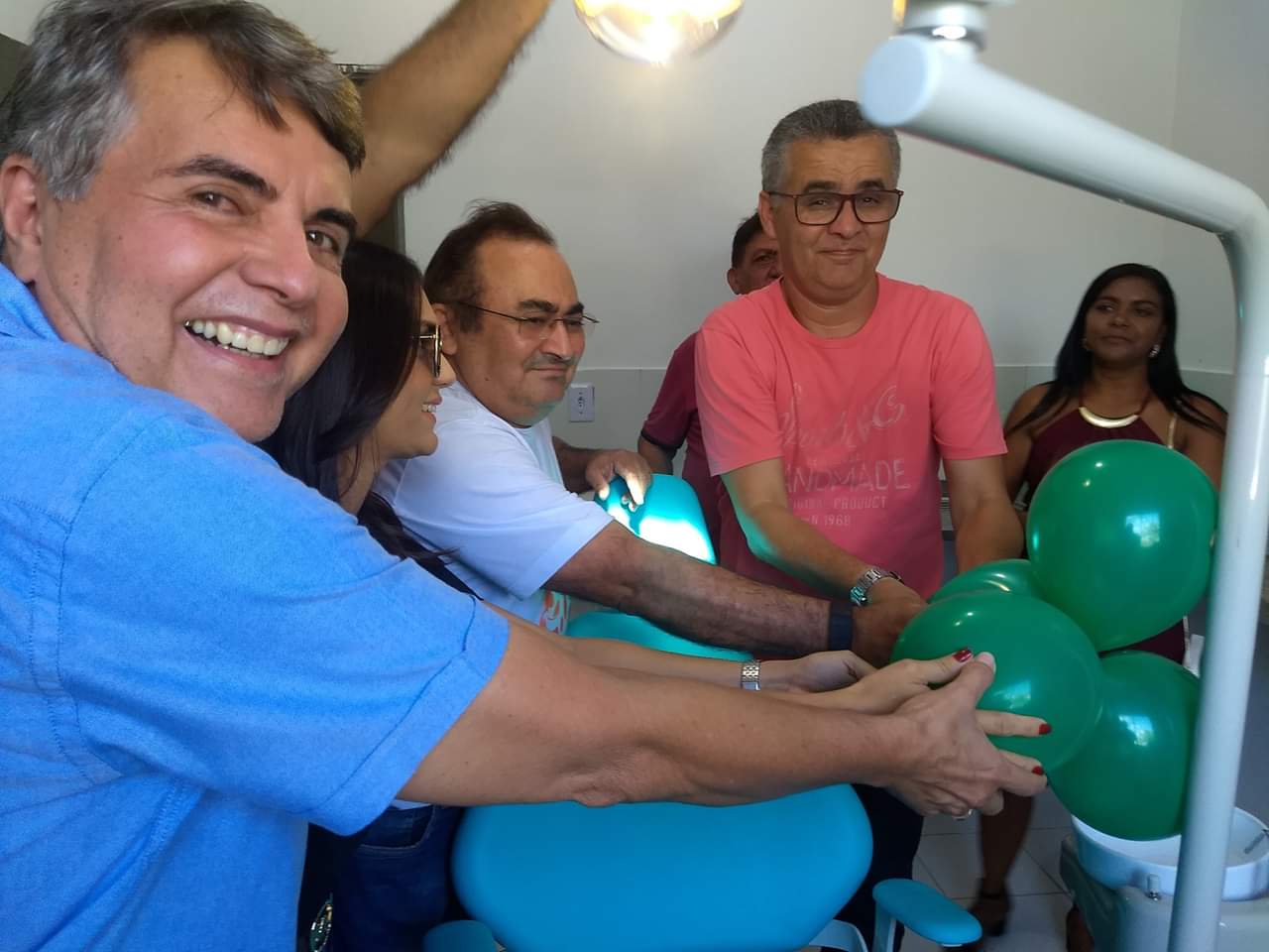 Prefeito João Luiz passa o feriado entregando serviços e participando de eventos  - Imagem 31