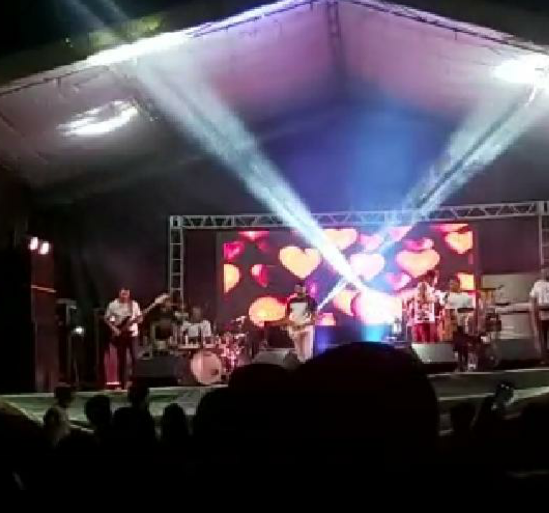 Prefeito João Luiz passa o feriado entregando serviços e participando de eventos  - Imagem 54