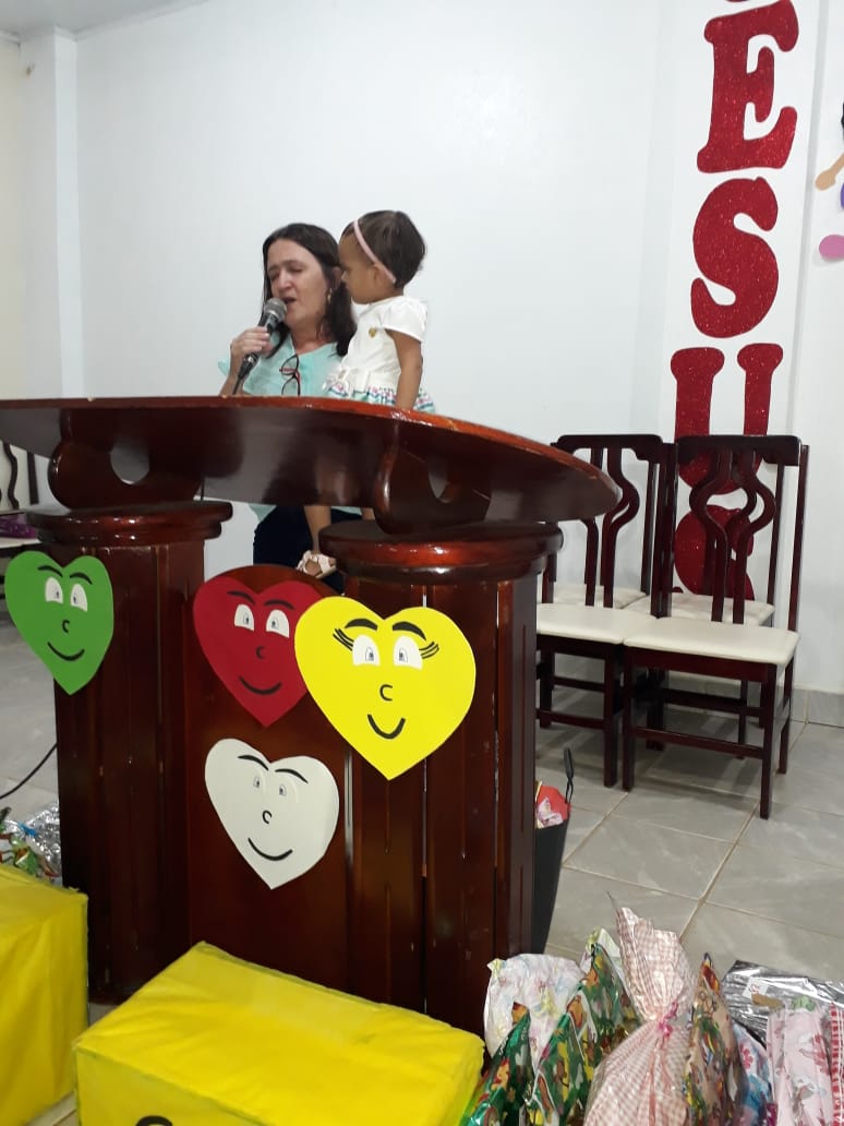 Primeira Igreja Batista de Santo Inácio realiza entrega de brinquedos no dia da criança  - Imagem 3