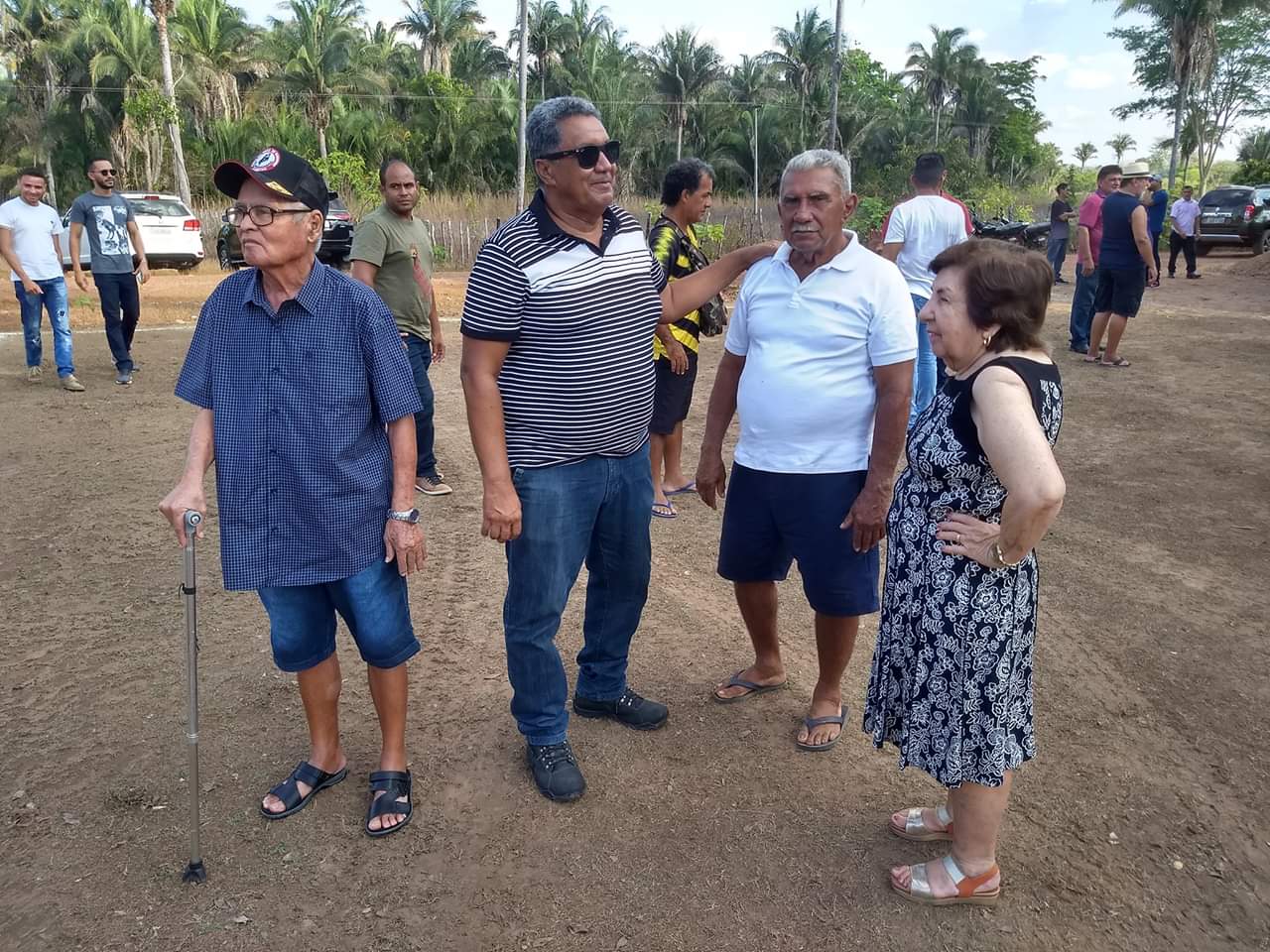 Prefeito João Luiz passa o feriado entregando serviços e participando de eventos  - Imagem 47