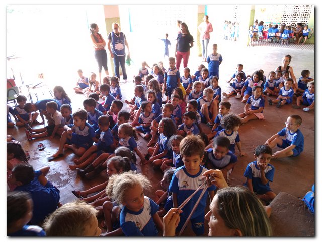 Escola Municipal Arlindo Cipriano Leal comemorou o Dia da Criança  - Imagem 3