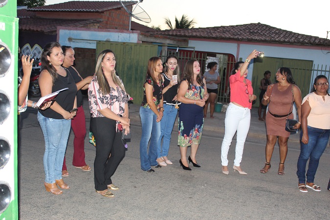 Professores são homenageados durante caminhada em Santo Inácio  - Imagem 4