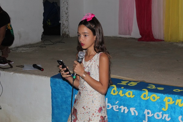Professores são homenageados durante caminhada em Santo Inácio  - Imagem 31