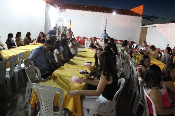 Professores são homenageados durante caminhada em Santo Inácio  - Imagem 16