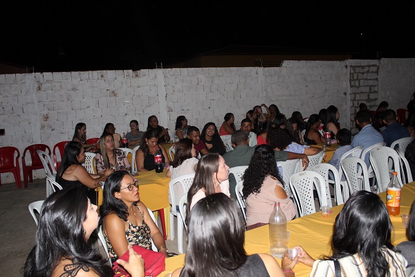 Professores são homenageados durante caminhada em Santo Inácio  - Imagem 34
