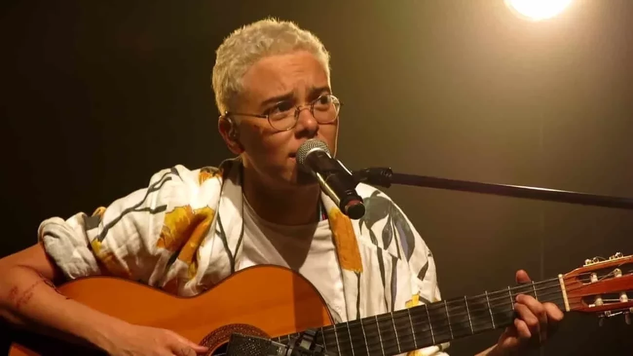 Veja os famosos que usam pseudônimos e você provavelmente não sabia - imagem 8093