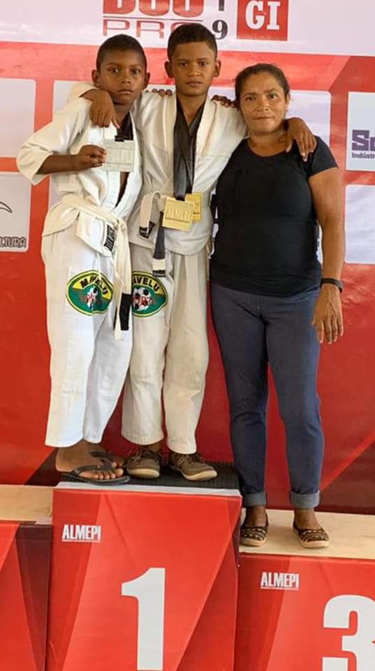 Prefeito João Luiz investe e apoia os atletas do município  - Imagem 9