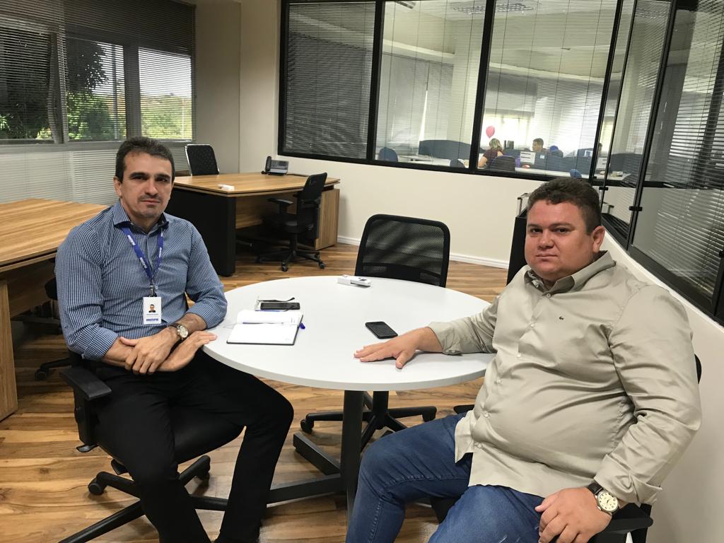 Prefeito Tairo Cobra a Equatorial por falta de energia constante em Santo Inácio   - Imagem 2