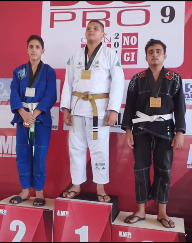 Prefeito João Luiz investe e apoia os atletas do município  - Imagem 5