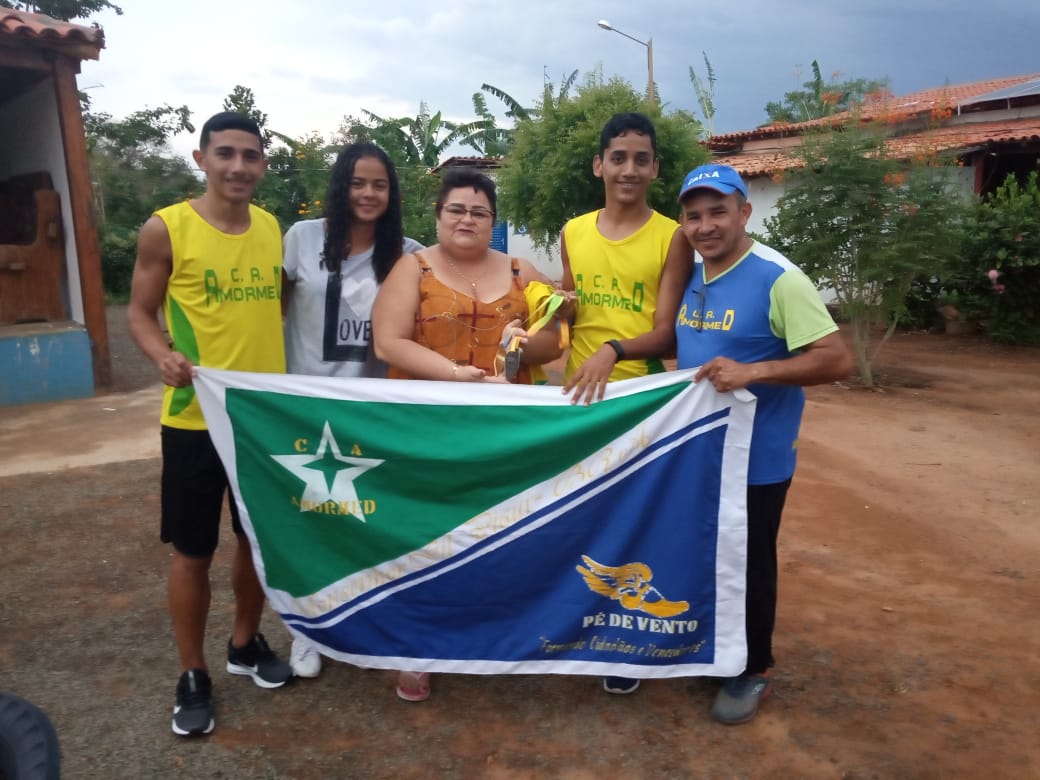 Prefeito João Luiz investe e apoia os atletas do município  - Imagem 12