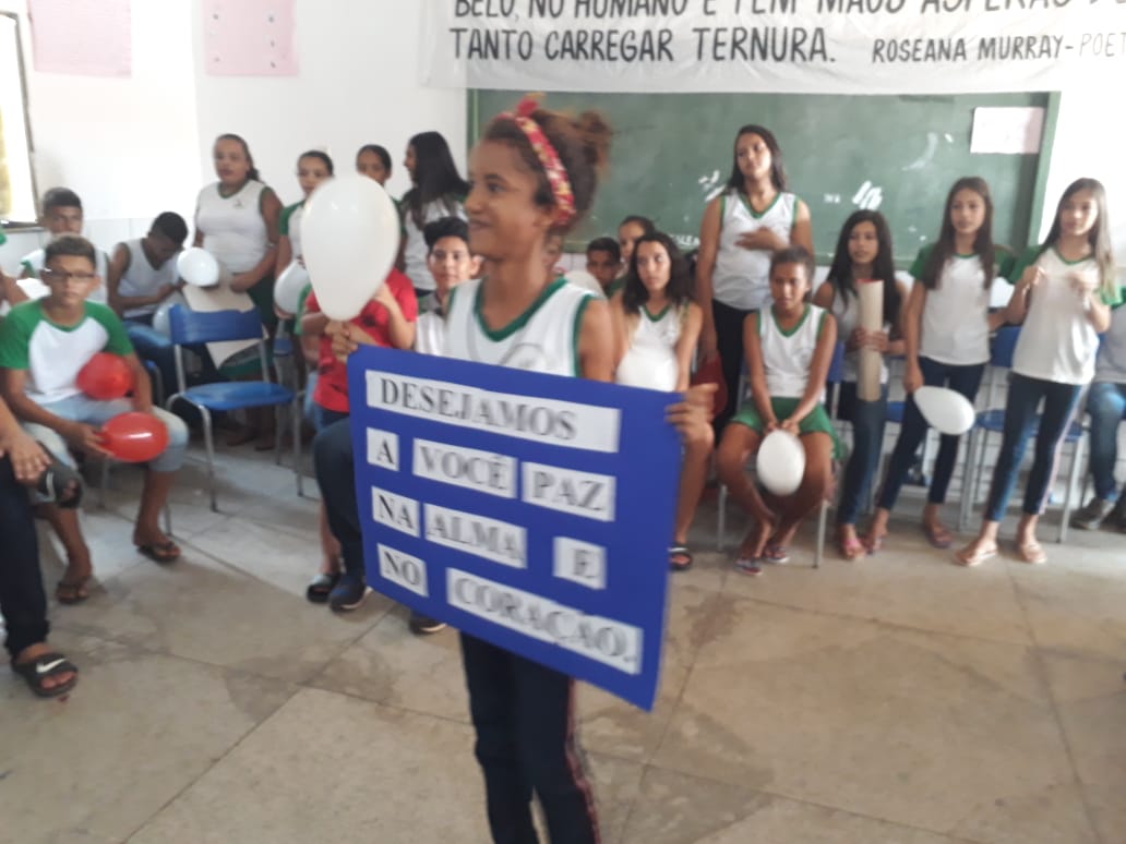 Alunos e professores fazem homenagem e acolhem o adolescente Felipe Gabriel - Imagem 12