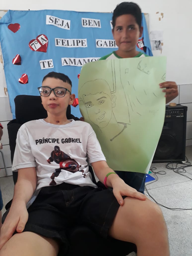 Alunos e professores fazem homenagem e acolhem o adolescente Felipe Gabriel - Imagem 3