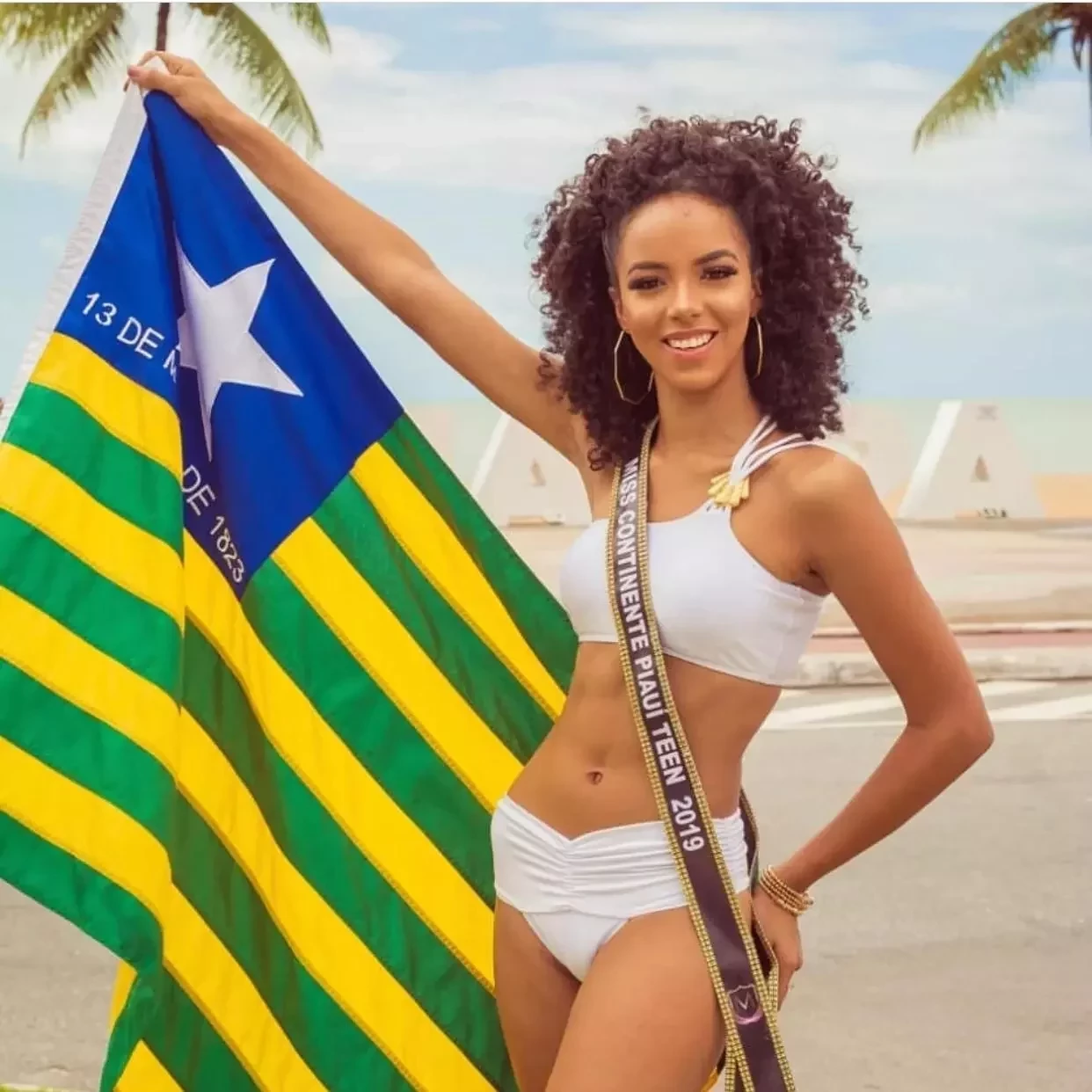 Cheia de carisma, piauiense é eleita Miss Brasil Next Generation - imagem 8517