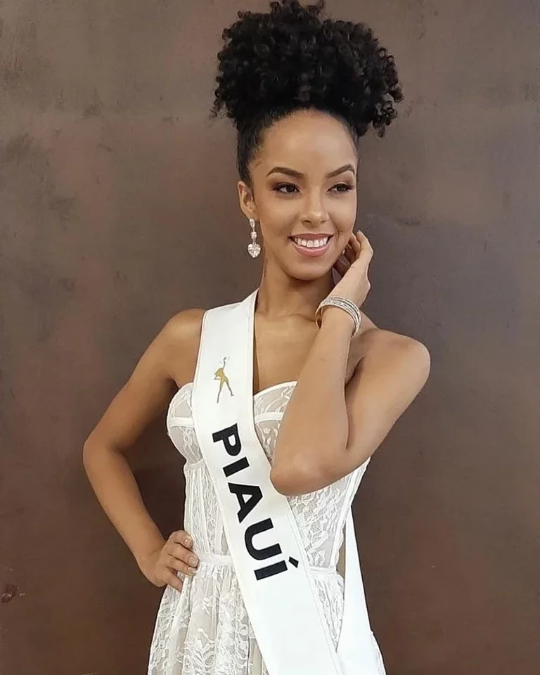 Cheia de carisma, piauiense é eleita Miss Brasil Next Generation - imagem 8520