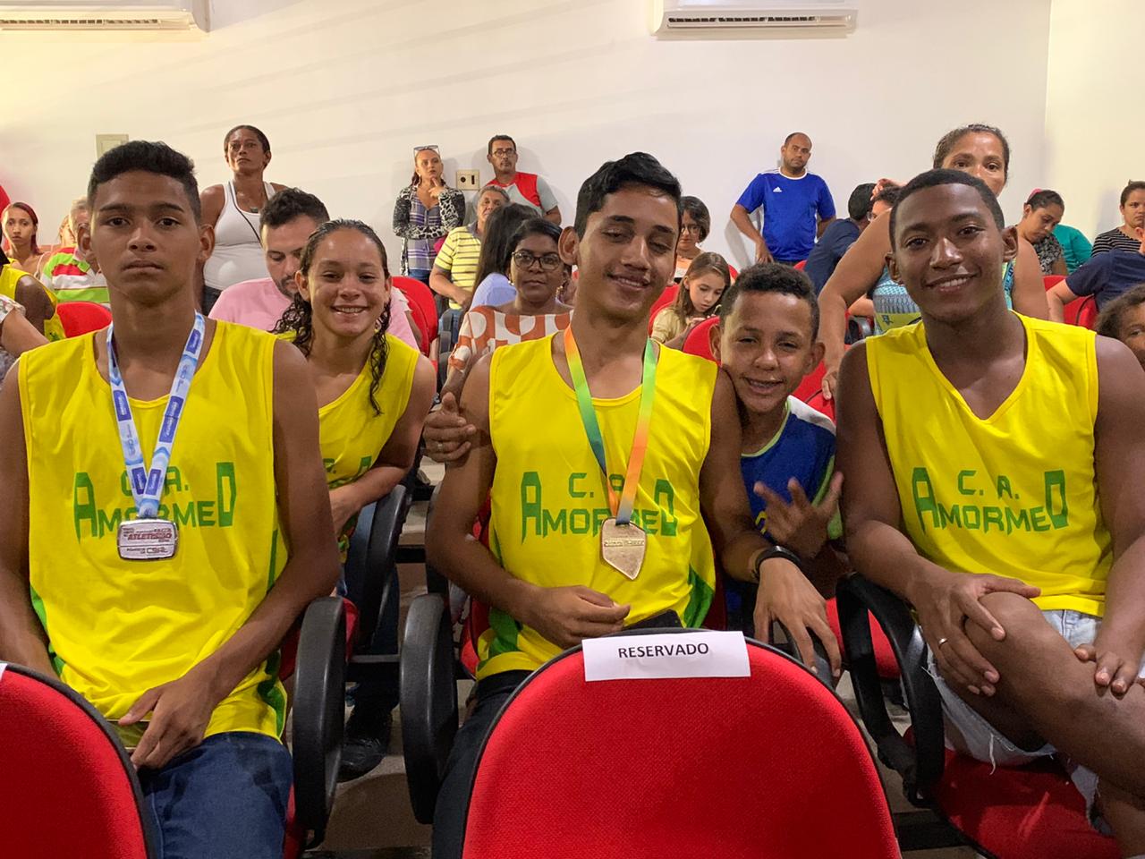 Uma manhã de homenagens, surpresas e emoções - Imagem 19