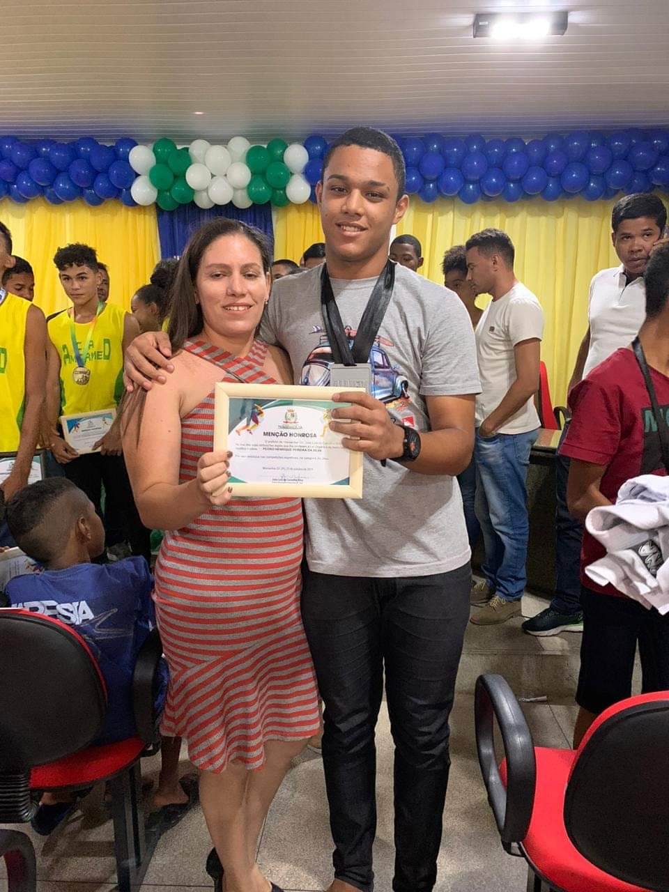 Uma manhã de homenagens, surpresas e emoções - Imagem 25