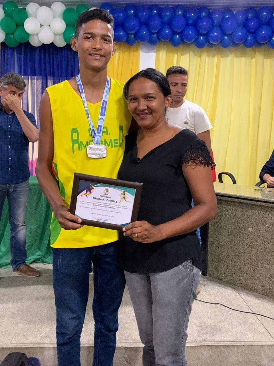 Uma manhã de homenagens, surpresas e emoções - Imagem 27