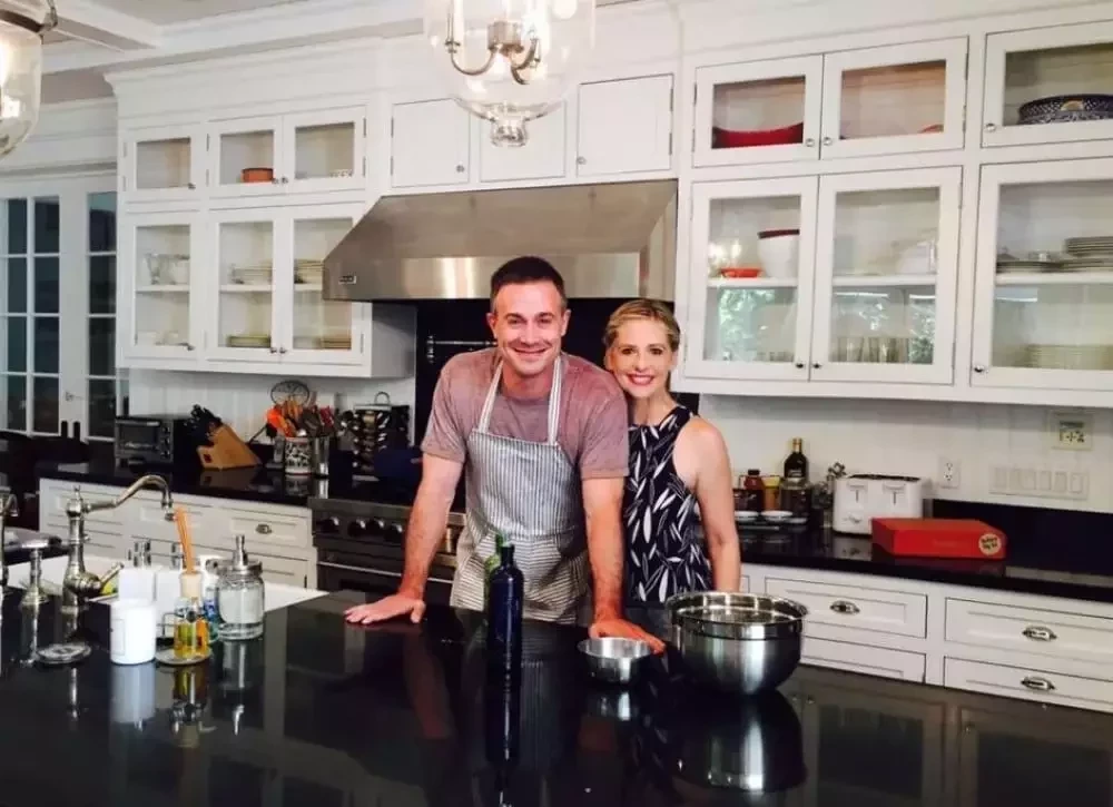 Veja os famosos que vivem com empregos comuns e longe dos holofotes - imagem 8594