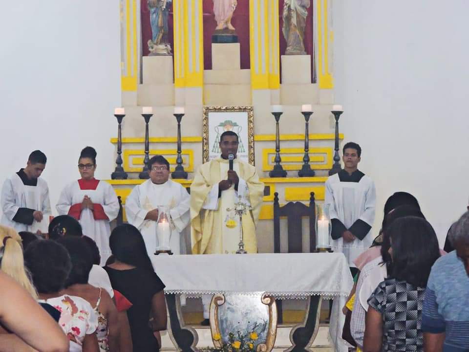 Padre Walfran Rios comemora 06 anos de sacerdócio com missa festiva  - Imagem 7