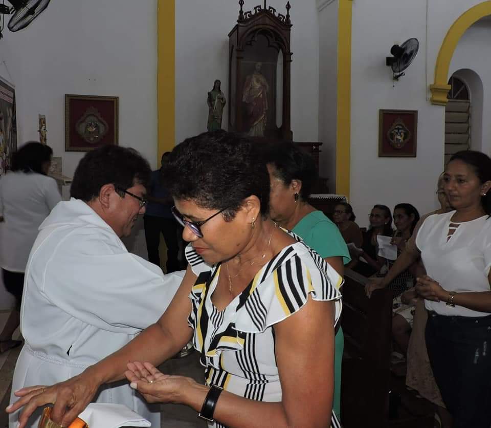 Padre Walfran Rios comemora 06 anos de sacerdócio com missa festiva  - Imagem 5