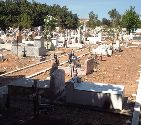 Município prepara cemitérios para a chegada do dia de finados  - Imagem 32